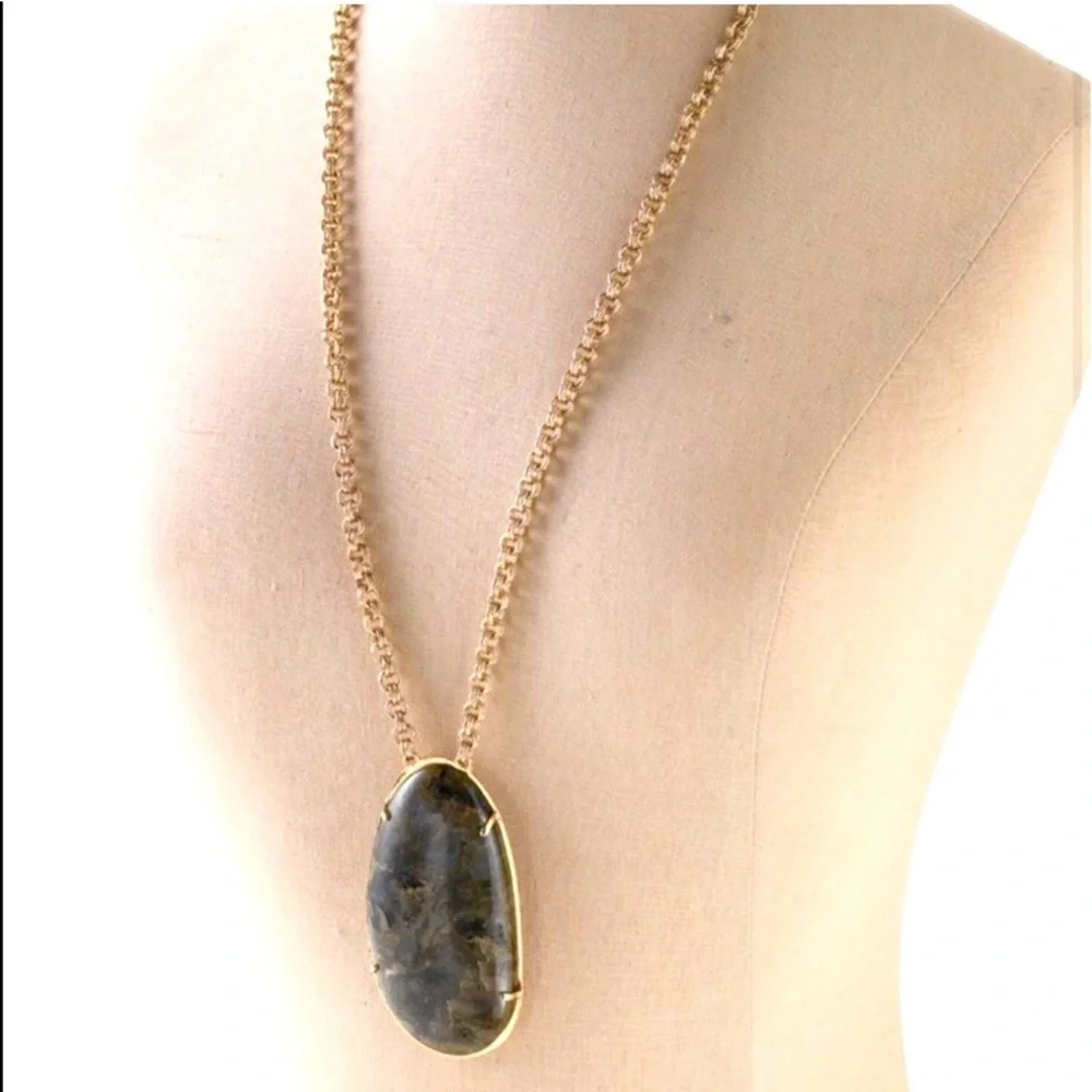 Stella & Dot | Labradorite + Gold Leona Statement Pendant Necklace Retir… - Picture 7 of 9